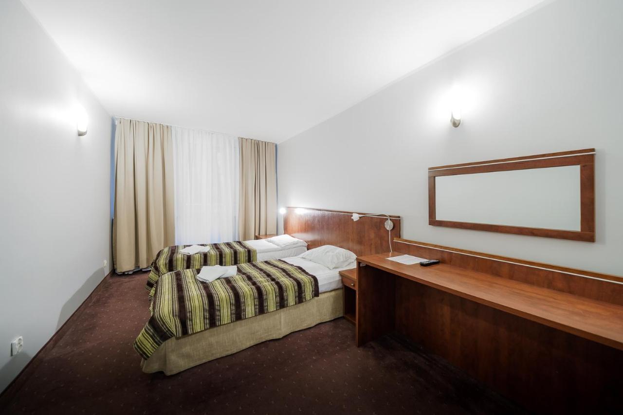 Promenada Zegrze Hotel Białobrzegi Exterior foto